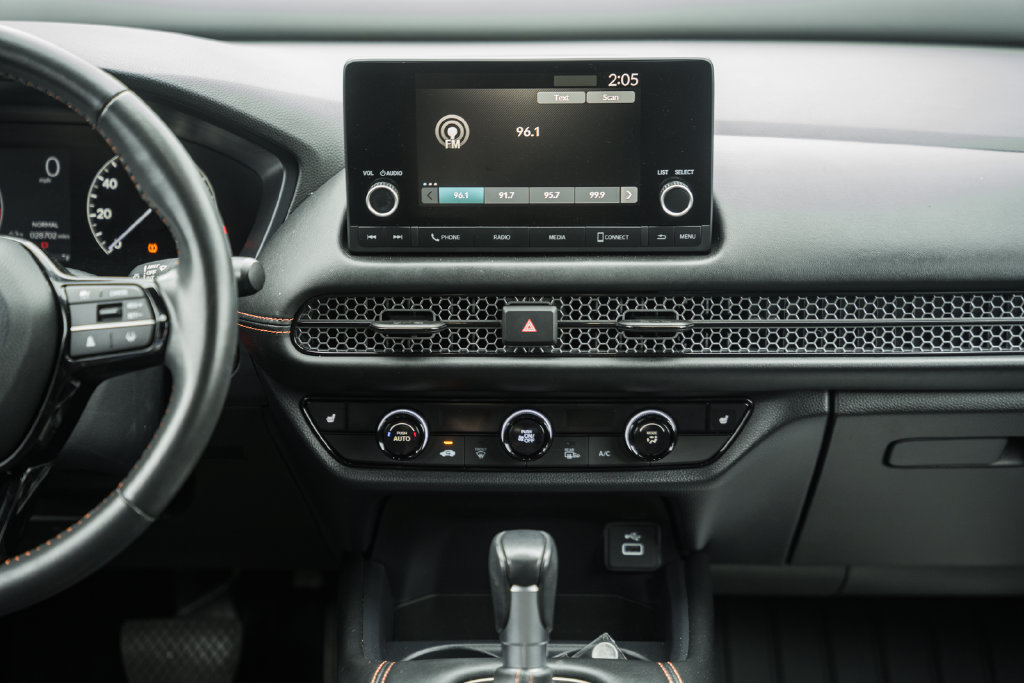 Used 2023 Honda HR-V Sport image 19