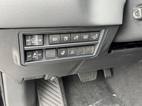 New 2026 Toyota Sequoia Platinum AWD/4WD image 17