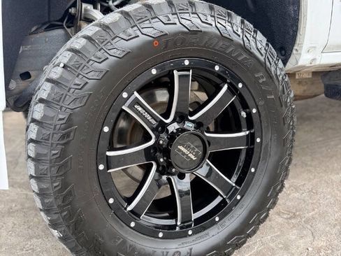 Used 2018 Chevrolet Silverado 2500 LTZ w/ Duramax Plus Package AWD/4WD image 8