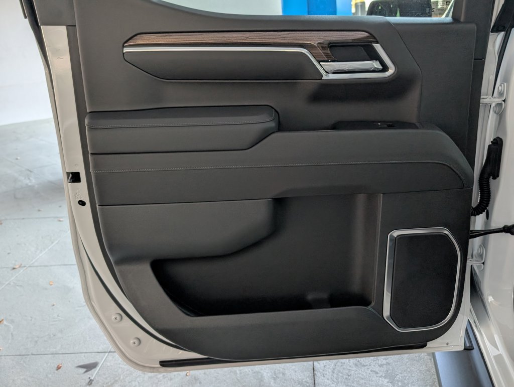 New 2026 Chevrolet Silverado 1500 RST AWD/4WD image 8