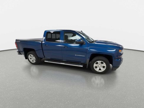 Used 2017 Chevrolet Silverado 1500 LT w/ All Star Edition AWD/4WD image 2