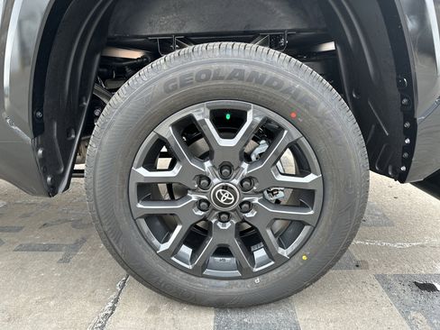 New 2026 Toyota Tundra Platinum image 27