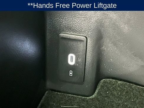 Used 2025 Volkswagen Atlas Cross Sport SEL Premium R-Line AWD/4WD image 16