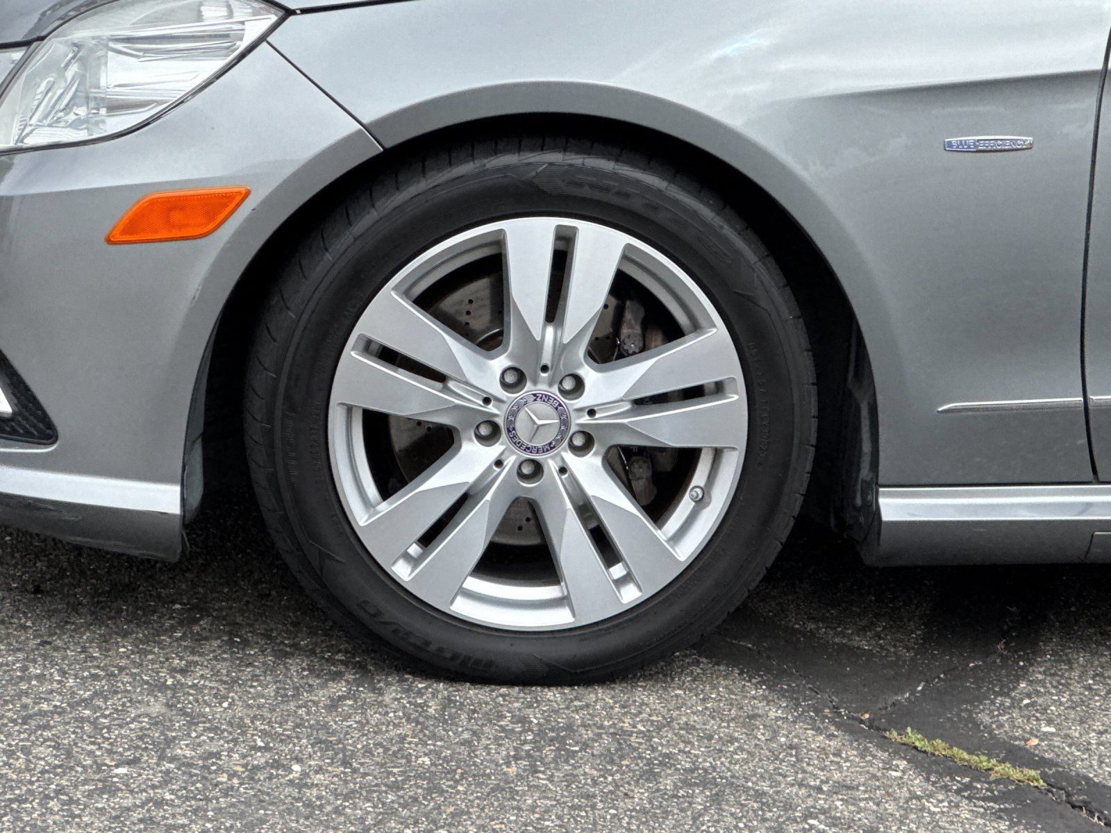 Used 2011 Mercedes-Benz E 350 BlueTEC Sedan image 25