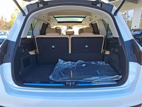 Certified 2026 Mercedes-Benz GLS 450 4MATIC image 25