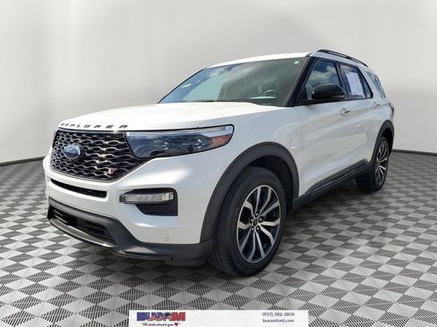 Certified 2020 Ford Explorer ST w/ Premium Technology Package AWD/4WD image 2