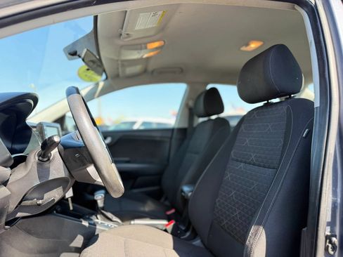 Used 2020 Kia Rio S FWD image 11