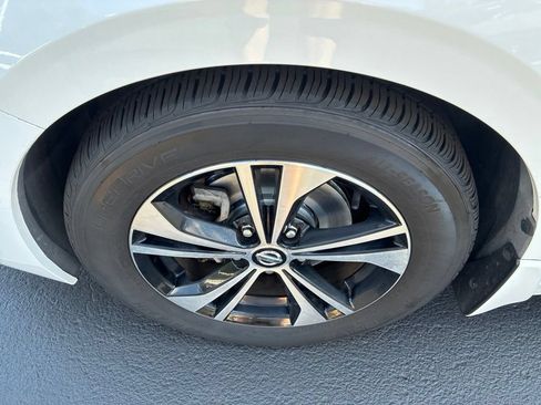 Certified 2020 Nissan Sentra SV w/ Electronics Package FWD image 12