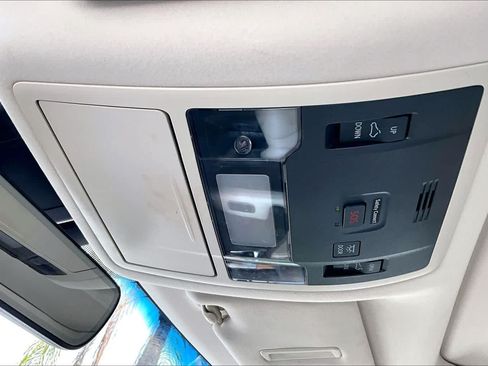 Used 2019 Lexus RX 350L FWD image 32