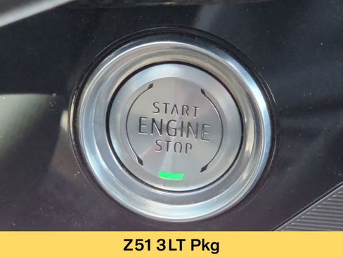 Used 2023 Chevrolet Corvette Stingray Premium Conv w/ Z51 Performance Package RWD image 23
