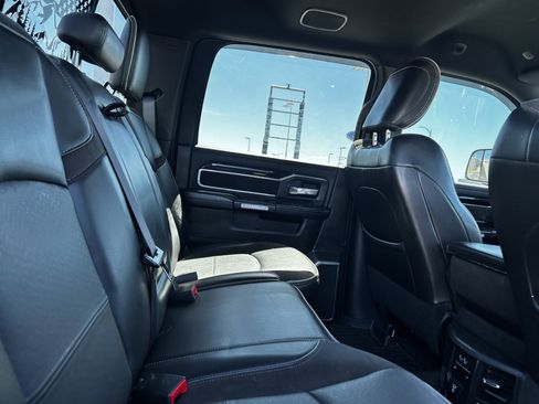 Used 2019 RAM 2500 Laramie image 12