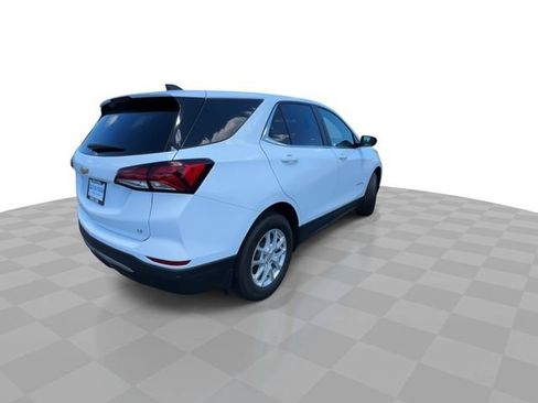 Certified 2024 Chevrolet Equinox LT w/ LPO, Floor Liner Package FWD image 8