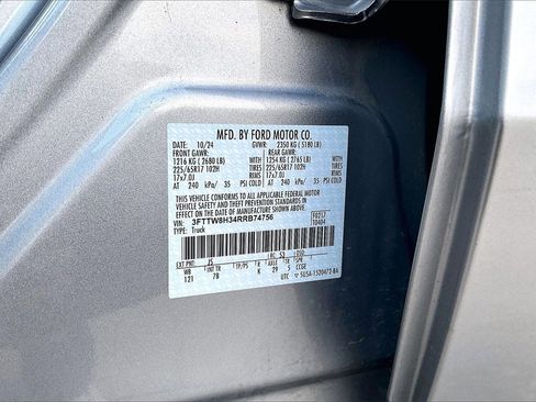 Used 2024 Ford Maverick XLT image 35