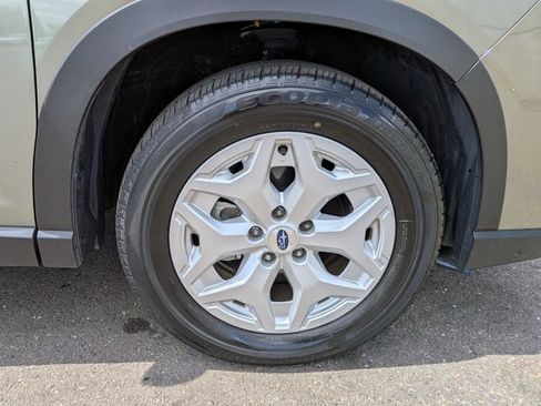 Used 2021 Subaru Forester AWD/4WD image 22