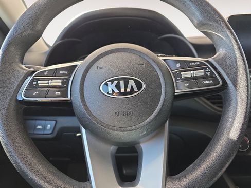 Certified 2021 Kia Forte LXS image 11