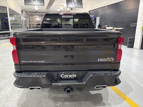 Used 2019 Chevrolet Silverado 1500 High Country w/ Z71 Off-Road Package AWD/4WD image 7