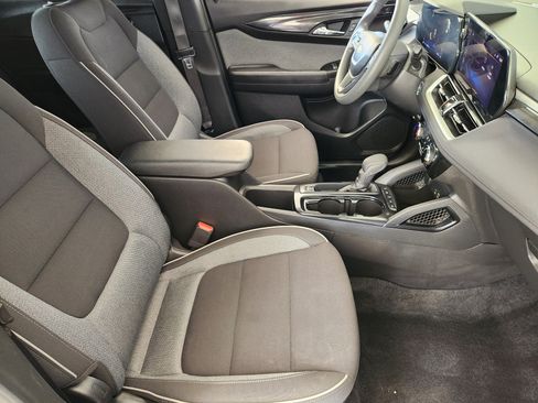Certified 2025 Chevrolet TrailBlazer LT AWD/4WD image 15