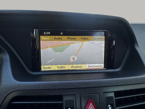 Used 2011 Mercedes-Benz E 350 Cabriolet image 23