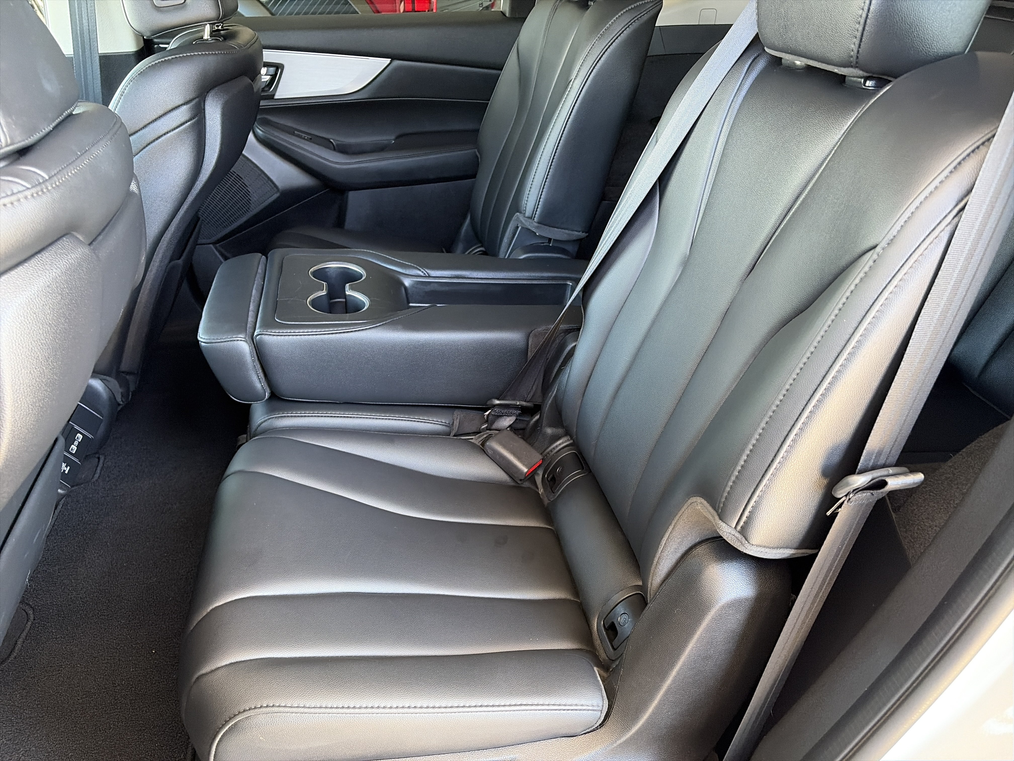 Used 2023 Acura MDX FWD image 13