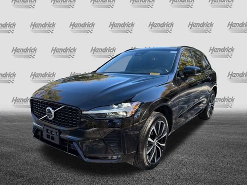 Certified 2025 Volvo XC60 B5 Plus image 42