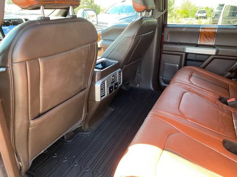 Used 2018 Ford F150 King Ranch w/ Equipment Group 601A Luxury AWD/4WD image 31