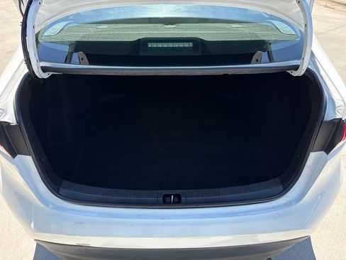 Used 2023 Toyota Corolla LE FWD image 32
