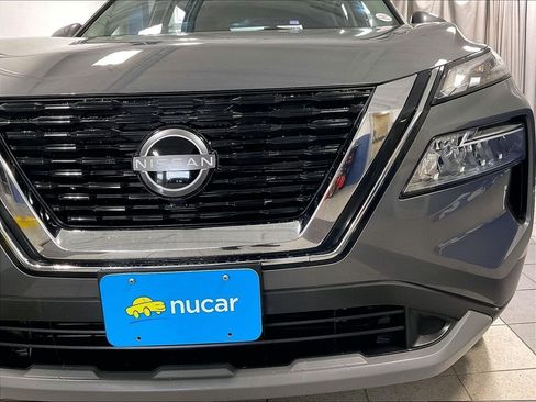 Used 2023 Nissan Rogue SV AWD/4WD image 32