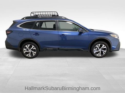 Certified 2022 Subaru Outback Limited image 2