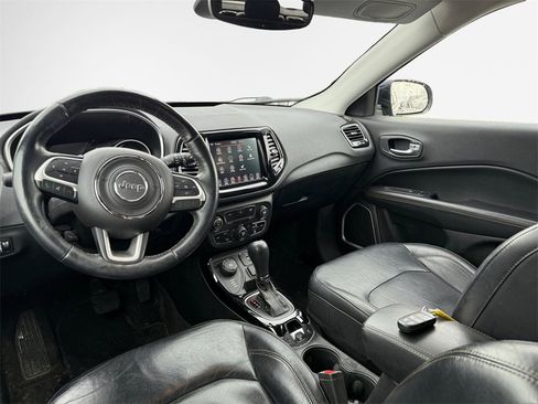 Used 2018 Jeep Compass Limited image 22
