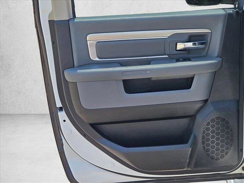 Used 2019 RAM 1500 Big Horn RWD image 10