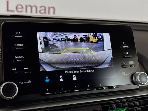 Used 2019 Honda Accord LX image 14