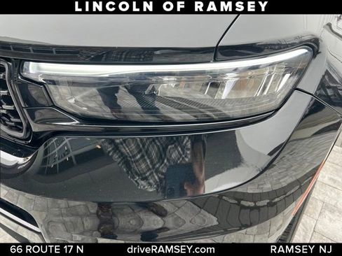 Used 2023 Jeep Grand Cherokee L Summit w/ High Altitude Package AWD/4WD image 16