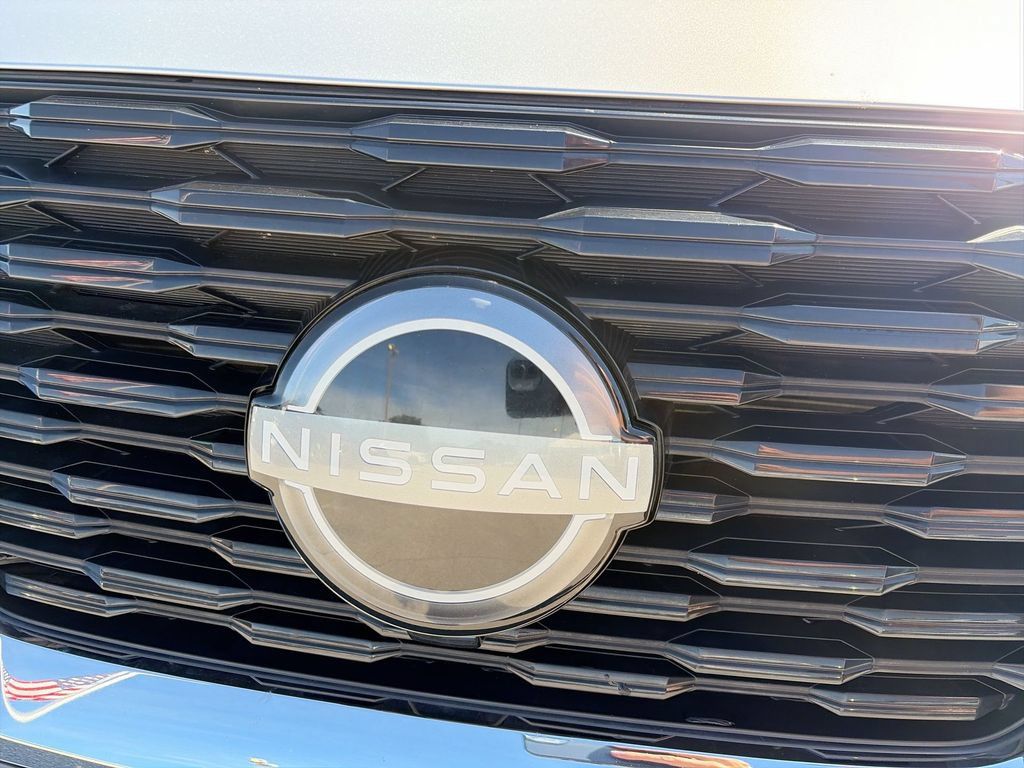 Used 2023 Nissan Rogue SV AWD/4WD image 33