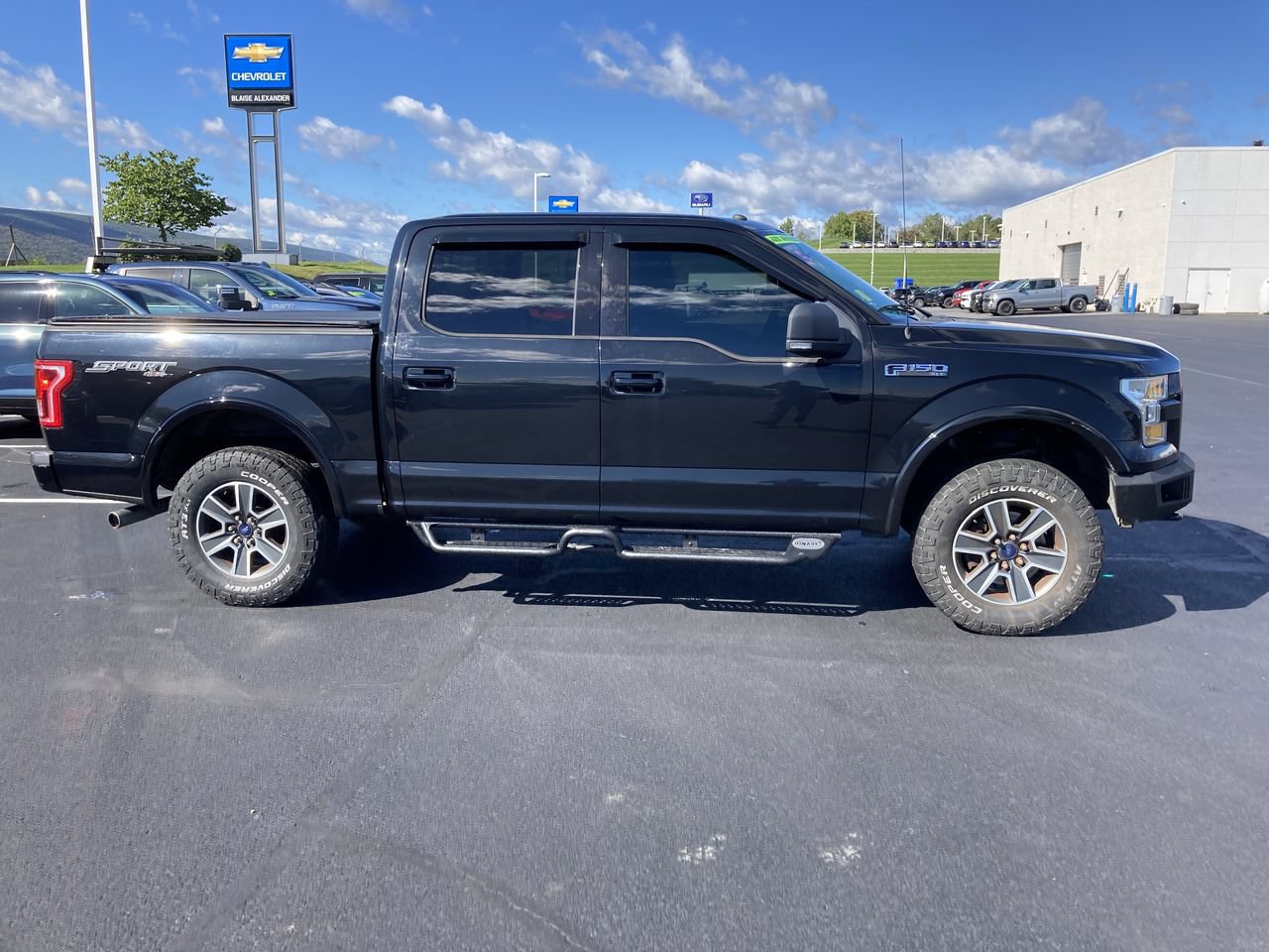 Used 2016 Ford F150 XLT w/ Equipment Group 301A Mid AWD/4WD image 8