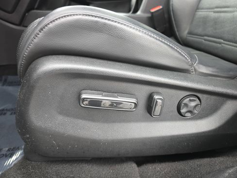 Used 2019 Honda CR-V EX-L image 29