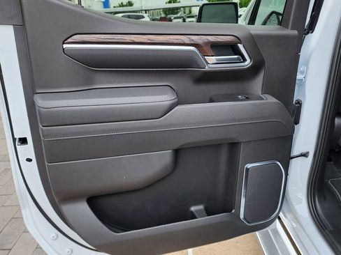 New 2026 GMC Sierra 1500 SLT w/ SLT Premium Plus Package image 41