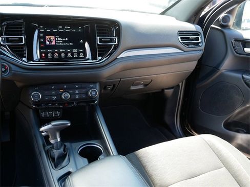 Used 2024 Dodge Durango SXT image 23