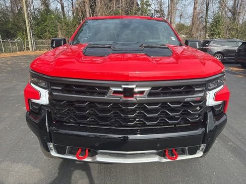 Used 2026 Chevrolet Silverado 1500 ZR2 image 8