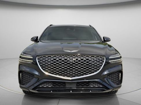 Used 2023 Genesis GV70 2.5T w/ Sport Prestige Package AWD/4WD image 4