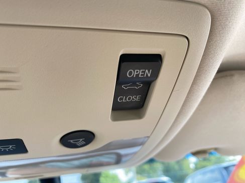 Used 2013 Lexus ES 350 image 25