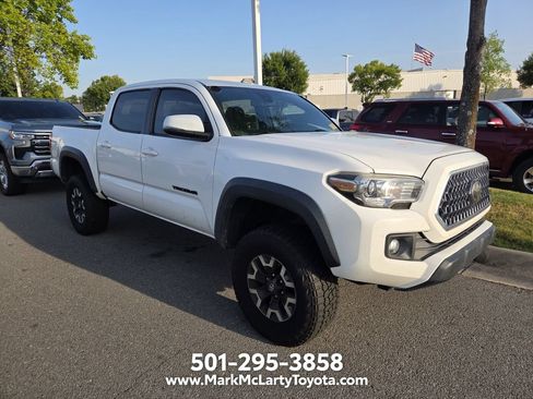 Used 2019 Toyota Tacoma TRD Off-Road AWD/4WD image 3