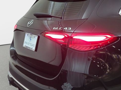 Used 2024 Mercedes-Benz GLC 43 AMG 4MATIC image 35