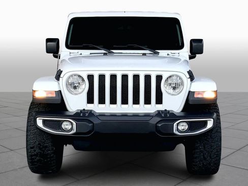 Used 2020 Jeep Wrangler Unlimited Sahara w/ Uconnect 4C Nav & Sound Group image 3