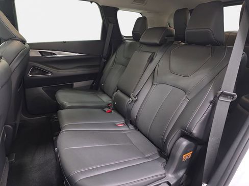 Certified 2026 INFINITI QX60 Luxe w/ Cargo Package image 11