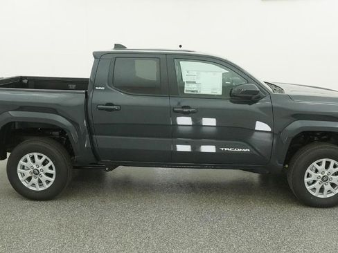 New 2026 Toyota Tacoma SR5 RWD image 84