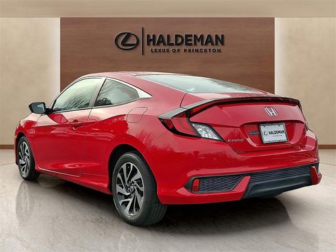 Used 2016 Honda Civic LX-P image 5