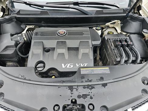 Used 2016 Cadillac SRX Performance w/ Driver Awareness Package image 5