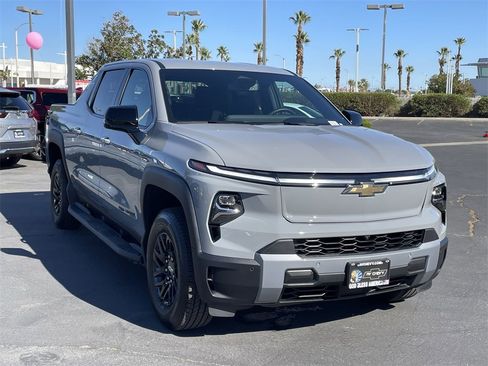 Used 2026 Chevrolet Silverado EV LT image 24