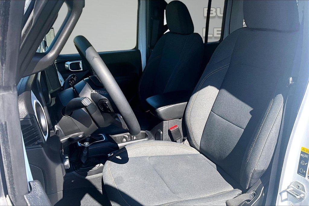 Used 2025 Jeep Wrangler Unlimited Sport AWD/4WD image 24