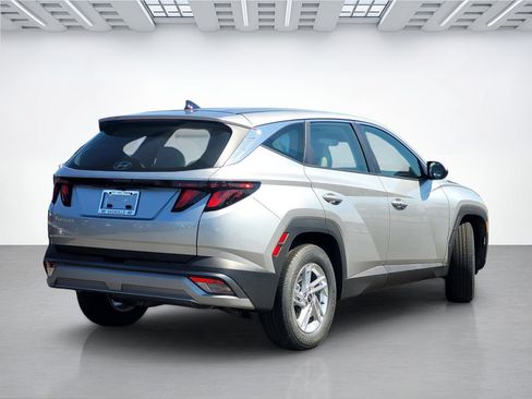 New 2026 Hyundai Tucson SE FWD image 4